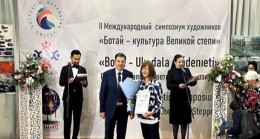 Azərbaycanlı rəssam Qazaxıstandakı beynəlxalq simpoziumda ölkəmizi təmsil edib