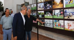 Cumhurbaşkanı Ersin Tatar, Kıbrıs Türk Spor Yazarları Derneği üyelerinin gerçekleştirdiği Sezona Merhaba Etkinliği ve Fotoğraf Sergisi’ne sergisine katıldı
