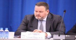 Anton Kotyakov, Birleşik Rusya halkının vatandaşların sosyal desteğine yönelik programının bütçeye yansıyan bir dizi hükmünü özetledi