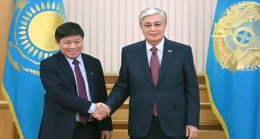 Başkan Kassym-Jomart Tokayev, SOVICO Group Yönetim Kurulu Başkanı Nguyen Thanh Hung’u kabul etti
