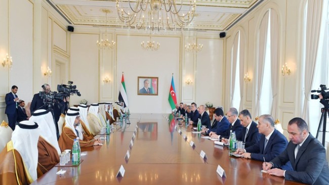 Azerbaycan ve Birleşik Arap Emirlikleri cumhurbaşkanları toplantısı yapıldı