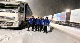 “Birleşik Rusya”, kötü hava koşulları nedeniyle Ulyanovsk bölgesindeki Dimitrovgrad’da kalmak zorunda kalan sürücülere yardım sağladı