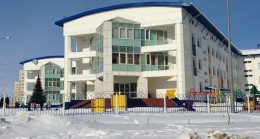 Halkın “Birleşik Rusya” programına göre Hantı-Mansiysk’te yeni bir okul binası açıldı