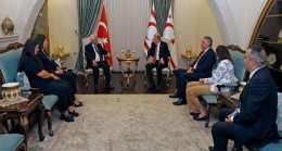 Cumhurbaşkanı Ersin Tatar, Kıbrıs Türk Barolar (KTBB) Birliği’nde oluşturulan Taşınmaz Mal Komitesi’nin Başkanı Özkul Özyiğit ve beraberindeki heyeti kabul etti
