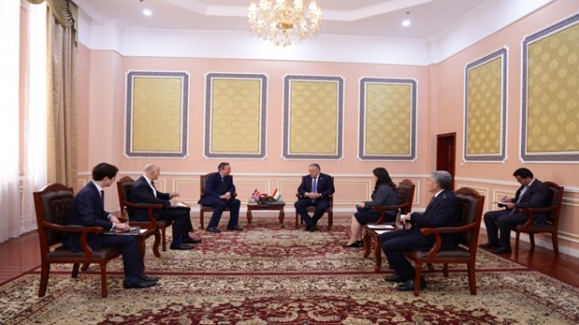Tacikistan ve İngiltere Dışişleri Bakanları Toplantısı